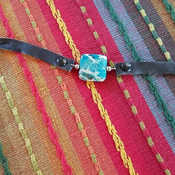 Leather Book Marker Page Holder Bible Magazine Place Stone and Jewels NWOT - Picture 2 of 3